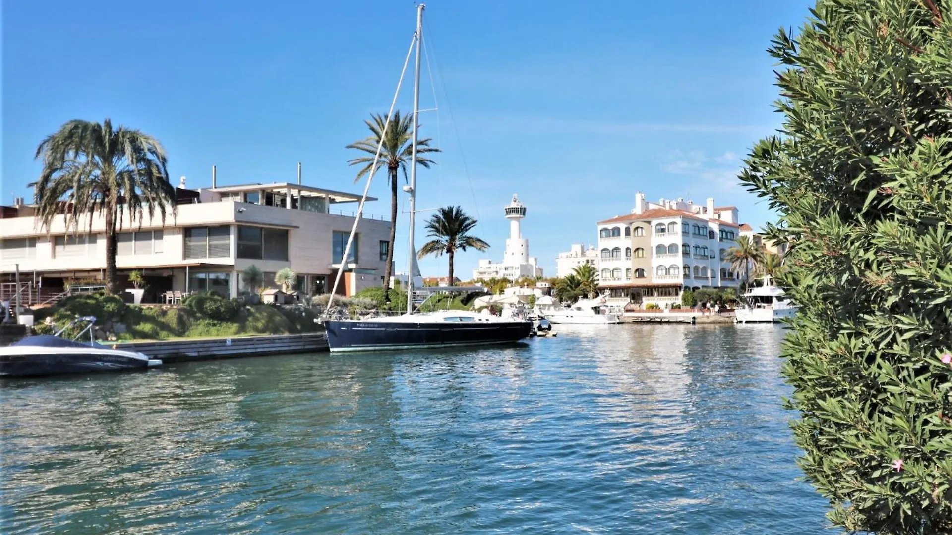 Bahia I 43 -Estudio Cabina - 1Era Linea - Vista Al Empuriabrava